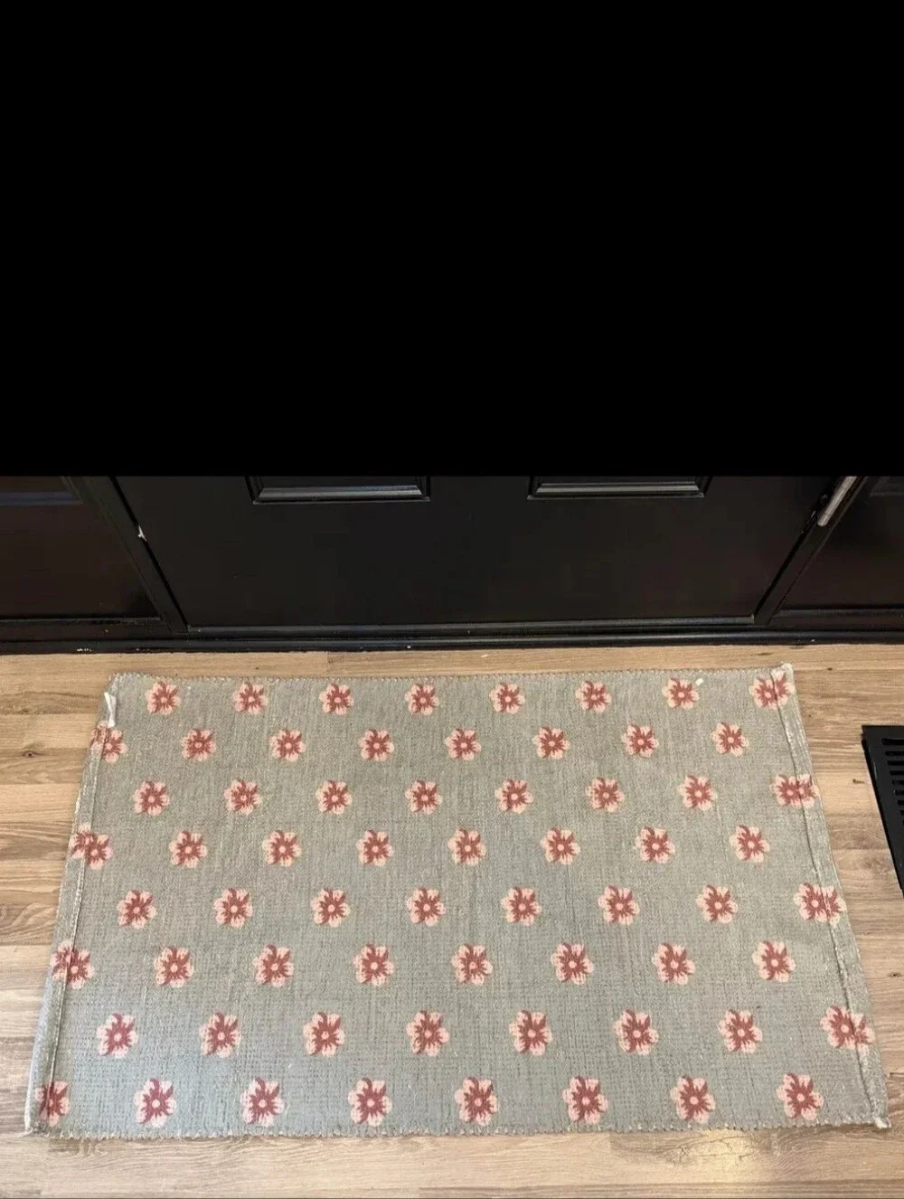 NWT Raj Reversible Printed Accent Rug, FLORAL 27” x 45”